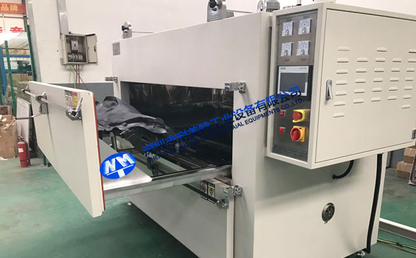 汽車內飾件表皮烘箱 汽車內飾件表皮烘箱
